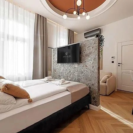 Catalog Boutique Aparthotel 3*